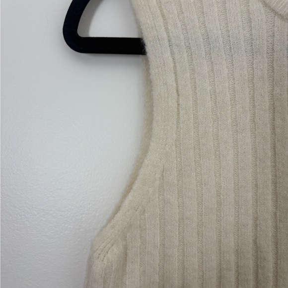 Rachel Zoe Sleeveless Turtleneck Sweater Women’s S Cream - Picture 3 of 12